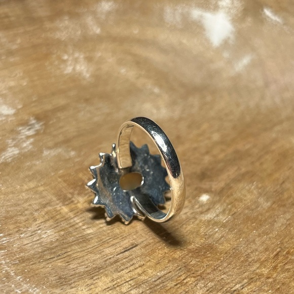 Natural Ethiopian Opal 925 Sterling Silver Ring - Picture 12 of 15